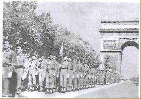 Champs Elysées 14 juillet 1945